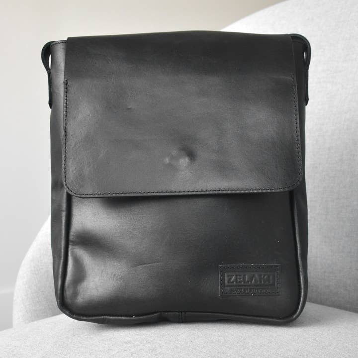 Zelaki Leather Company - Wholesale Crossbody Bag - Women's - Sira Crossbody Bag | Leather Messenger Purse | Unisex Bag1
