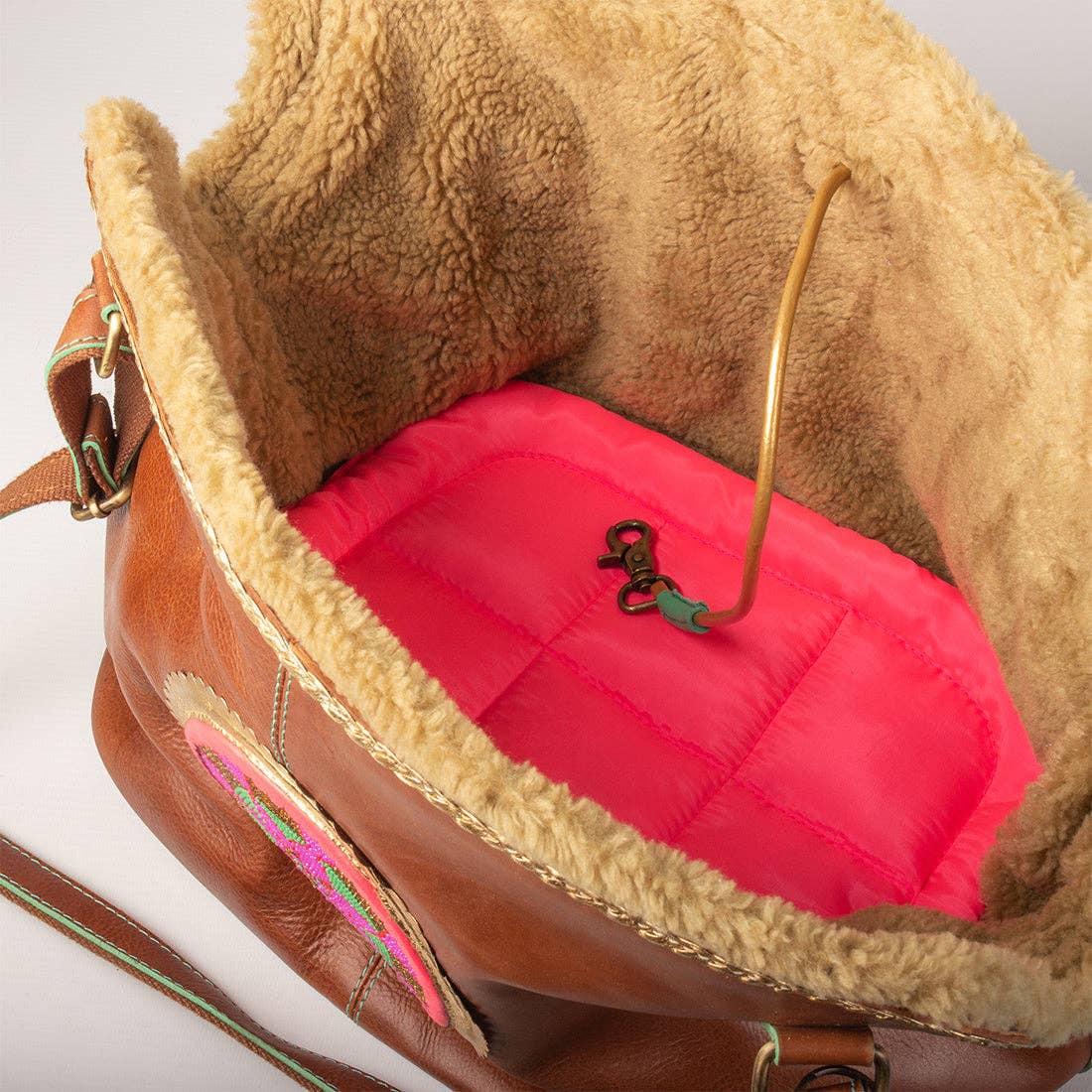 Dog with a Mission - Wholesale Pet Purse - Dogs - Bonita Leather Dog Carrier Bag (up to 8 kg)7