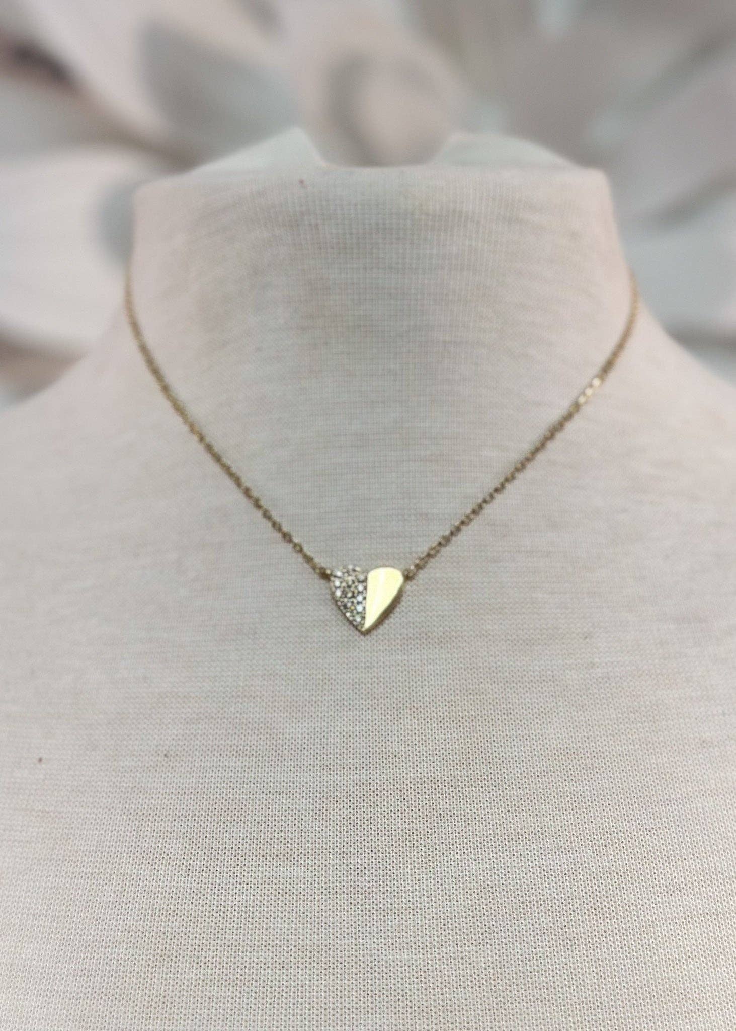 Nette Road Wholesale – Engroshandel Halskæde med vedhæng – Halv mit hjerte halskæde1