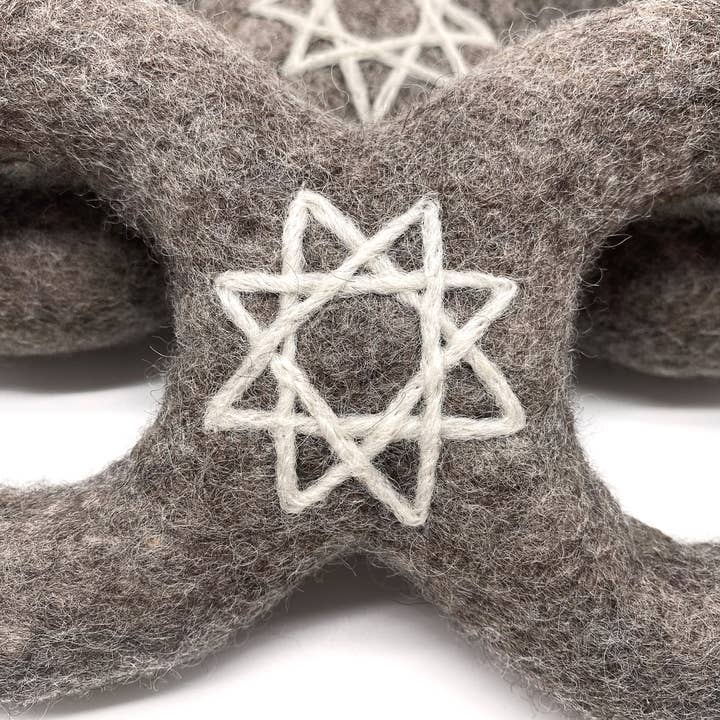 Wooliie - Wholesale Pet Toy - Dog - Alchemy Creation Infinity Ring - All-Natural Wool Dog Toy1