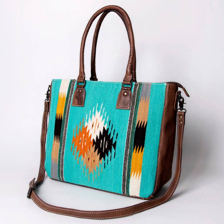 LS Western - Wholesale Tote Bag - Women's - ADBG1005 American Darling Handwoven Saddle Blanket Tote Bag Genuine Leather Trim4