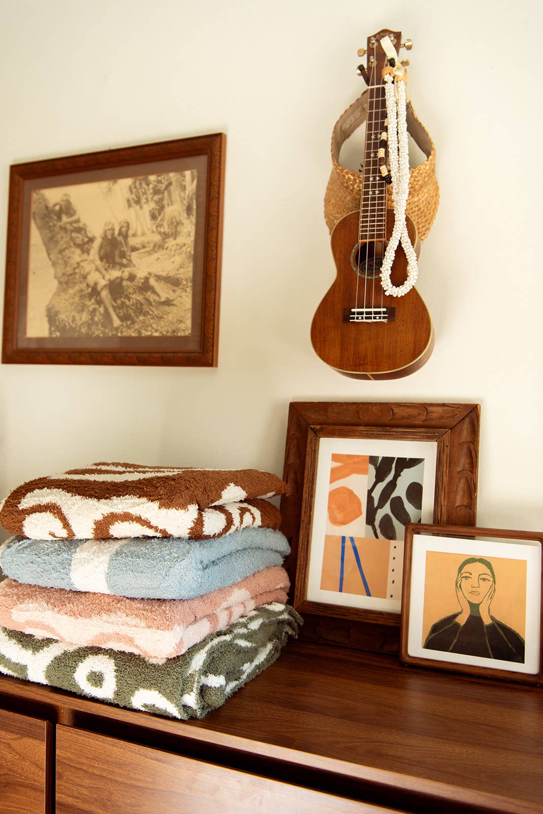 Sundream – wholesale Throw blanket – Hanalei Plush Throw - Mocha & Cream2