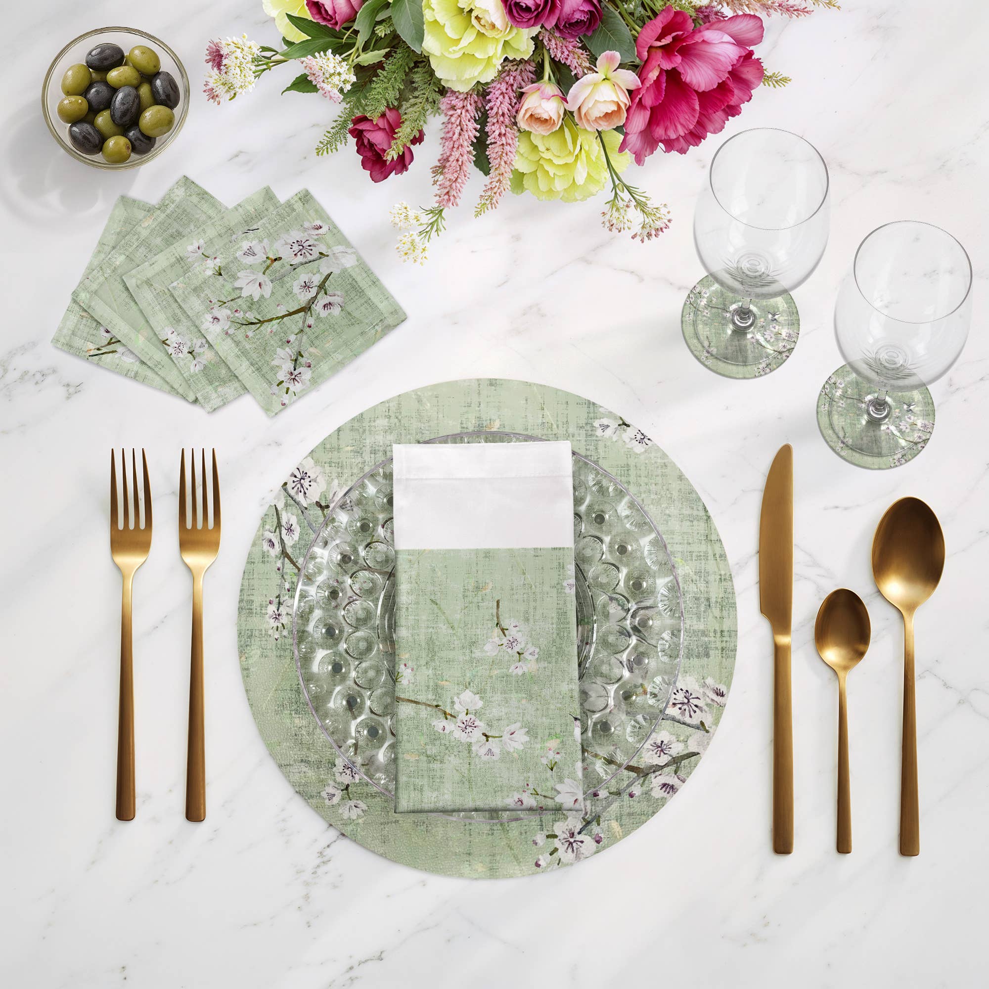 Nicolette Mayer Collection - Wholesale Placemat - Blossom Fantasia Celadon 16 Round Pebble Placemats, Set Of 41