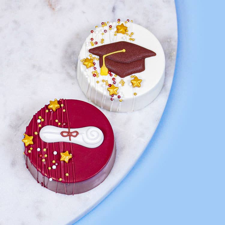 Summitbaking - Wholesale Decorating Tool - Graduation Hat/Cap and Diploma: Burgundy Set, Royal Icing De7