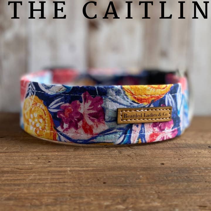 Collare per cani floreale rosa, giallo e blu con guinzaglio abbinato + portachiavi per la vendita all'ingrosso da parte di Bearded Ladies & Co