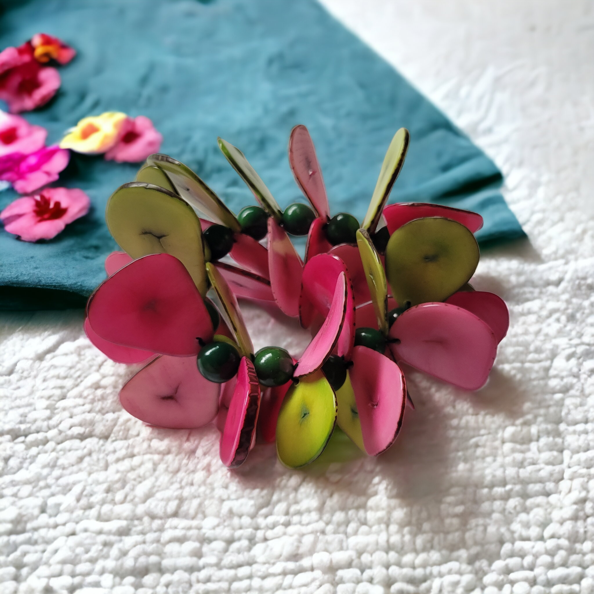 Organic jewelry by Allie – Großhandel Perlenarmband – Oahu Lei-Stil Tagua-Armband Insel-Strand-Schmuck22