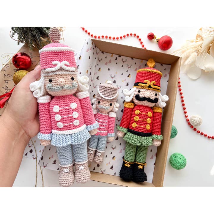 TOMOPOD LLC - Wholesale Christmas Decoration - Crochet Christmas Nutcracker, Cute Christmas Amigurumi6