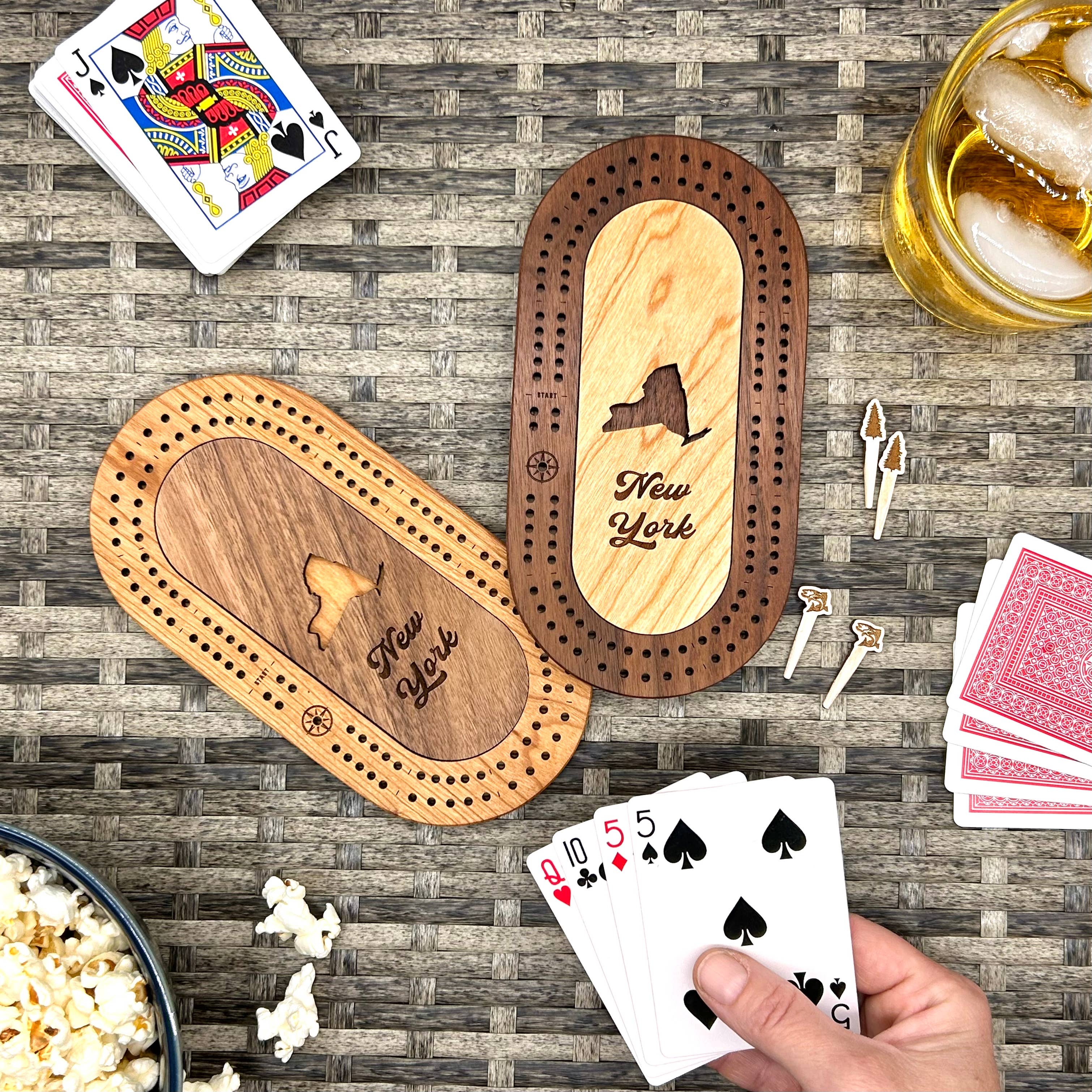 Cast & Carve - Venta al por mayor Juegos de mesa - Juego de minitablas de viaje de EE. UU., con pinzas personalizadas28