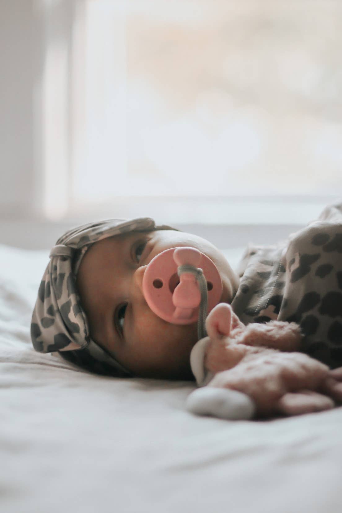 Itzy Ritzy - Wholesale Pacifier - Baby - *NEW SIZE* Sweetie Soother™ Pacifier Sets (2-pack)33