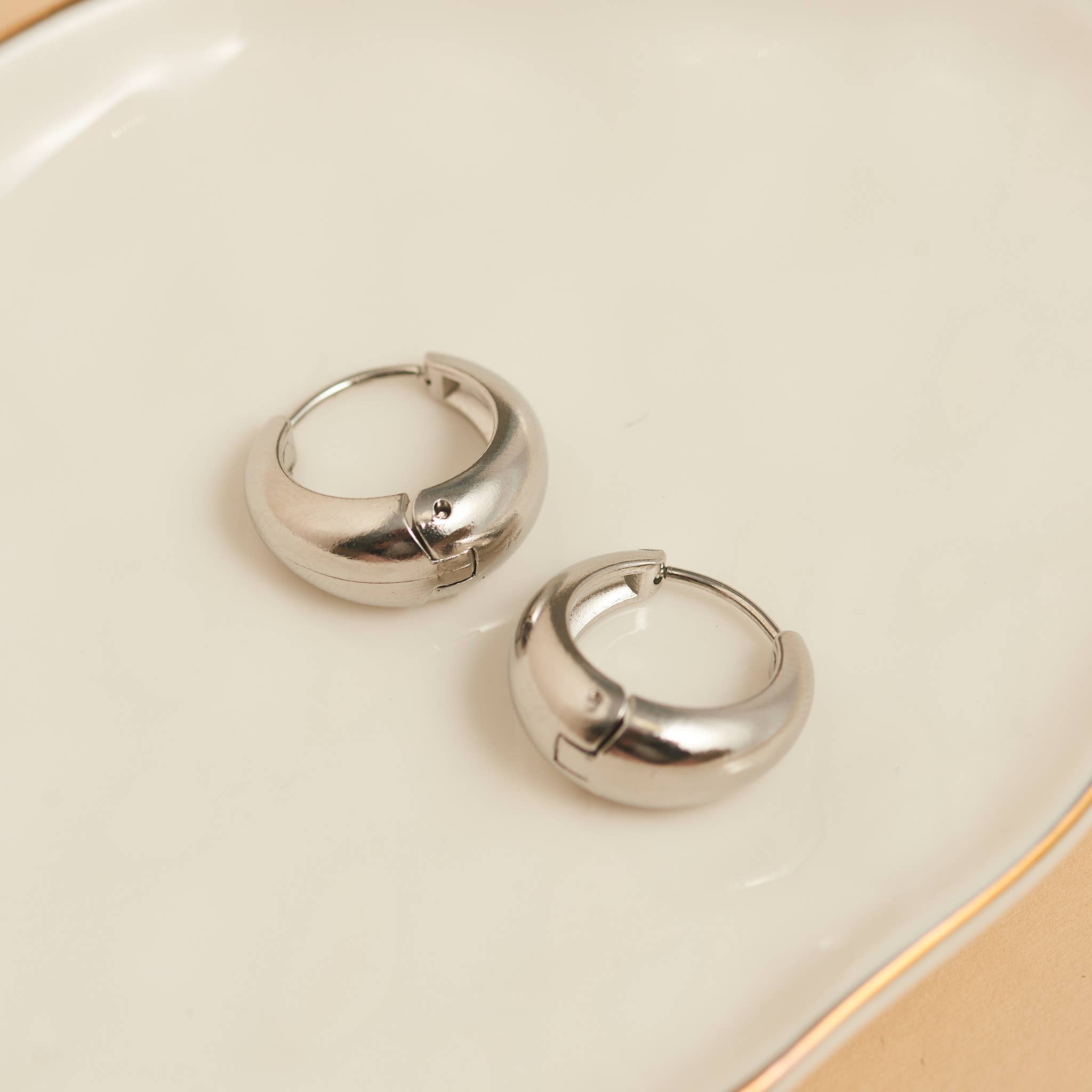 Howard's – wholesale Hoop earrings – Waterproof Earrings Graduated Hoop in Gold & Steel Narelle3