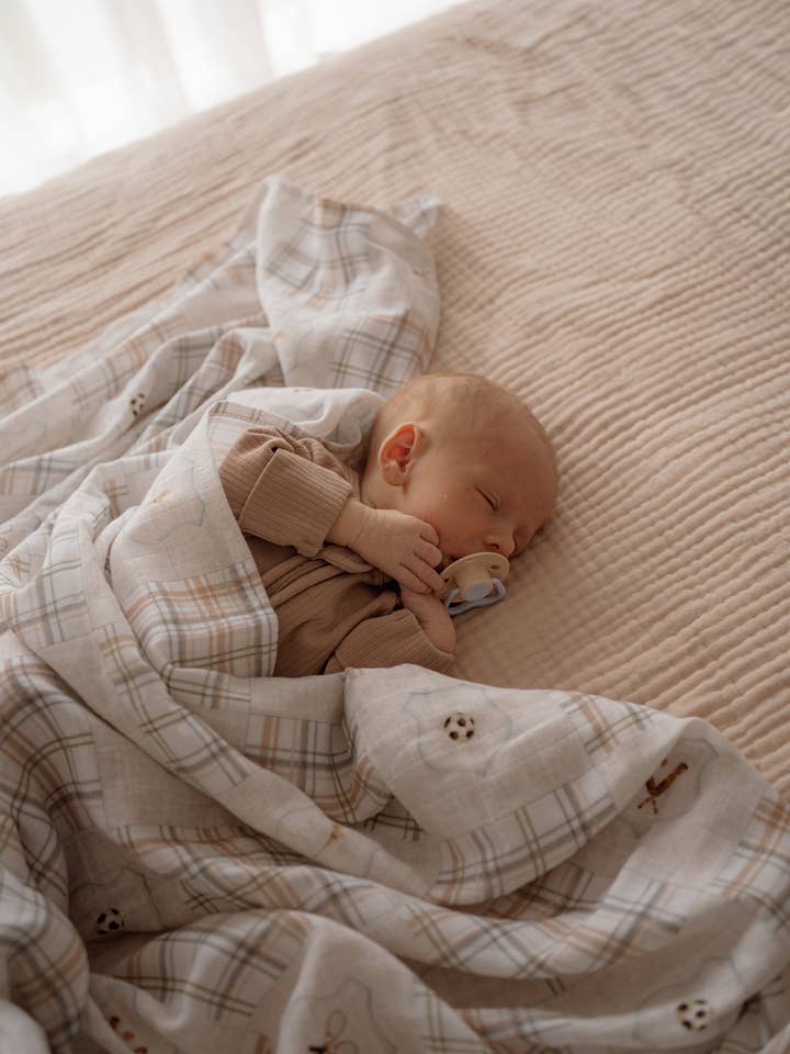 Ancien emmaillotage sport pour la vente par Pop Ya Tot