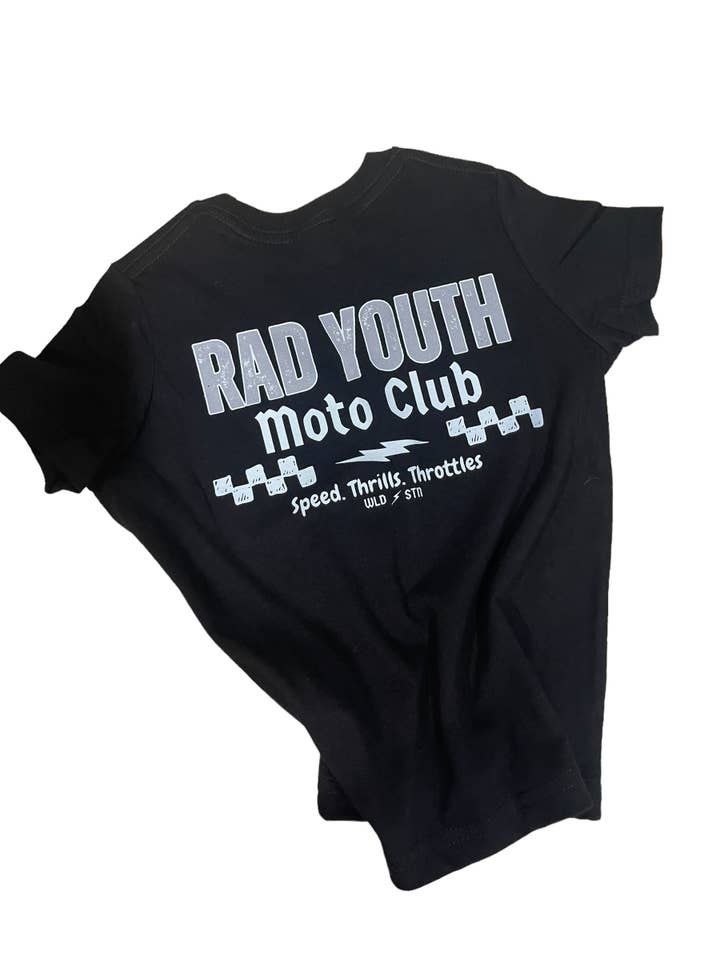 Rad Youth Moto Club T-shirt för wholesale av Wild Stone Co