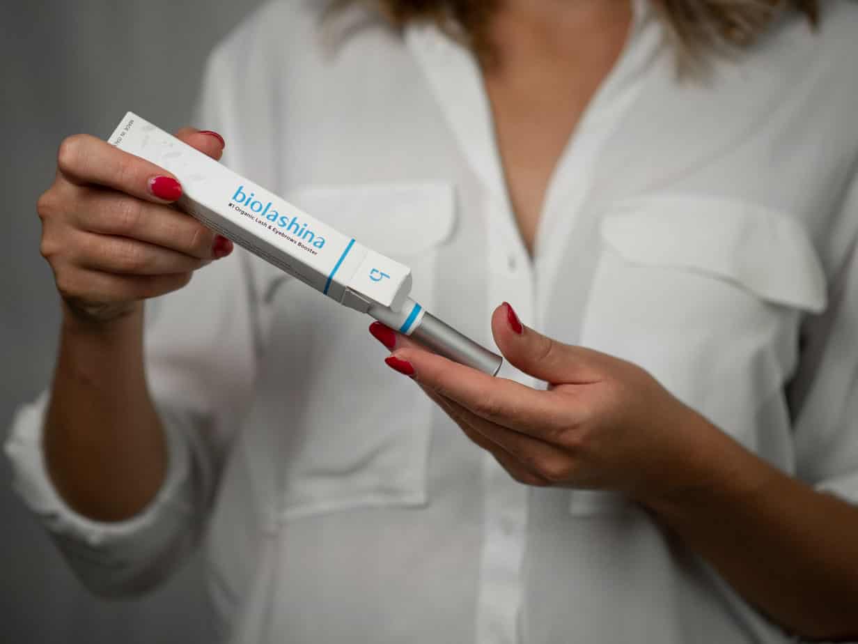 Helix Derm - Wholesale Eyelash/Brow Serum - Biolashina2