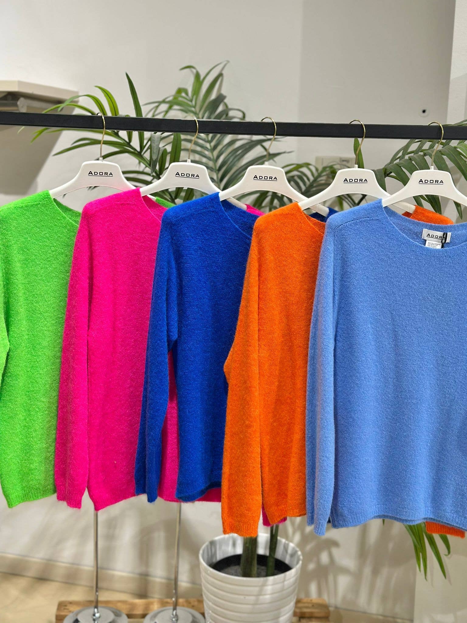 ADORA - Wholesale Knit Sweater - Women's - Alpaca crew neck sweater 🦙 🌈1