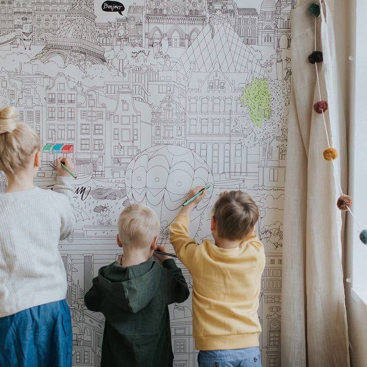 Carta da parati e murale XXL «Piccoli artisti» per la vendita all'ingrosso da parte di architect mum