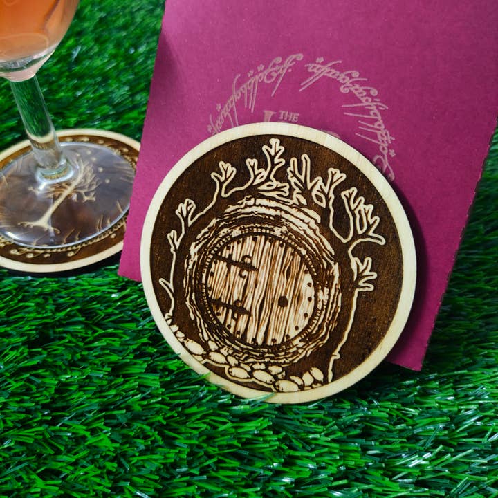 Herbs&Belles - Vente Sous-verre - Ensemble de 6 sous-verres en bois Le Seigneur des Anneaux, LOTR Geek Itens5