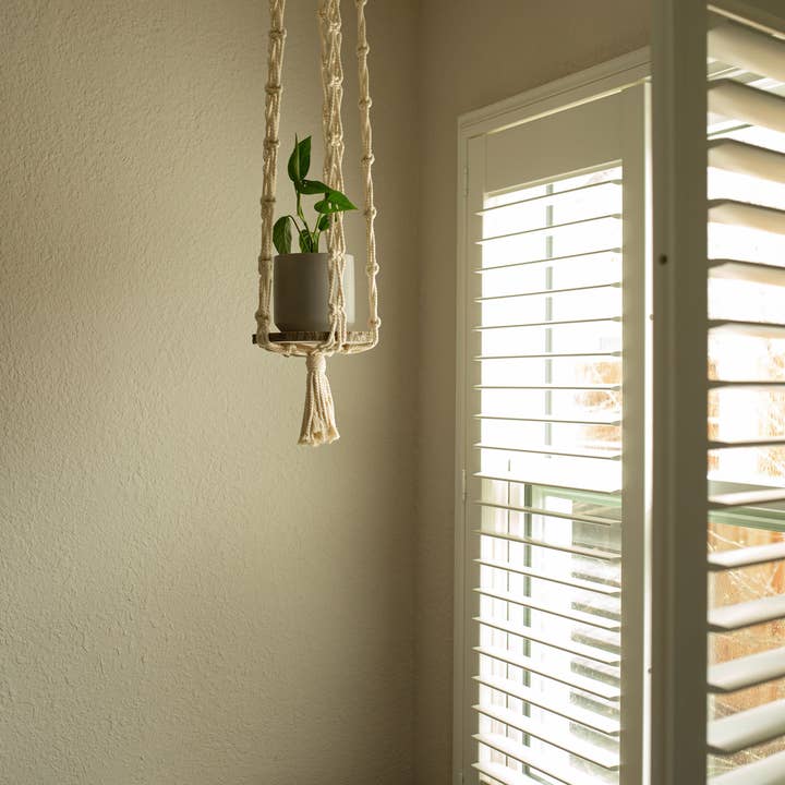 Macra Madam - Wholesale Hanging Planter - “Hera” Short Plant Hanger0