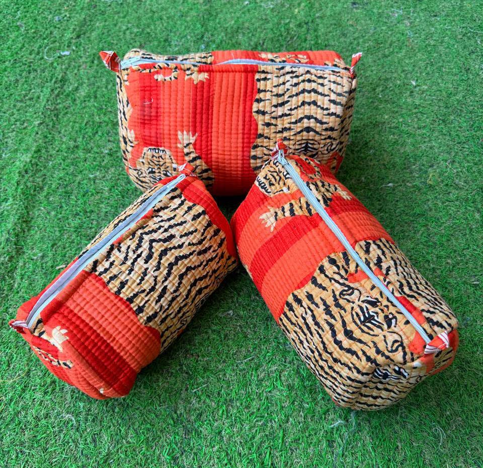 GYPSY STUDIO – bolsa de maquilhagem e cosméticos por atacado – Saco de Algodão com Estampa de Tigre Saco Acolchoado Bolsa de Higiene Pessoal Bolsa de Cosméticos3