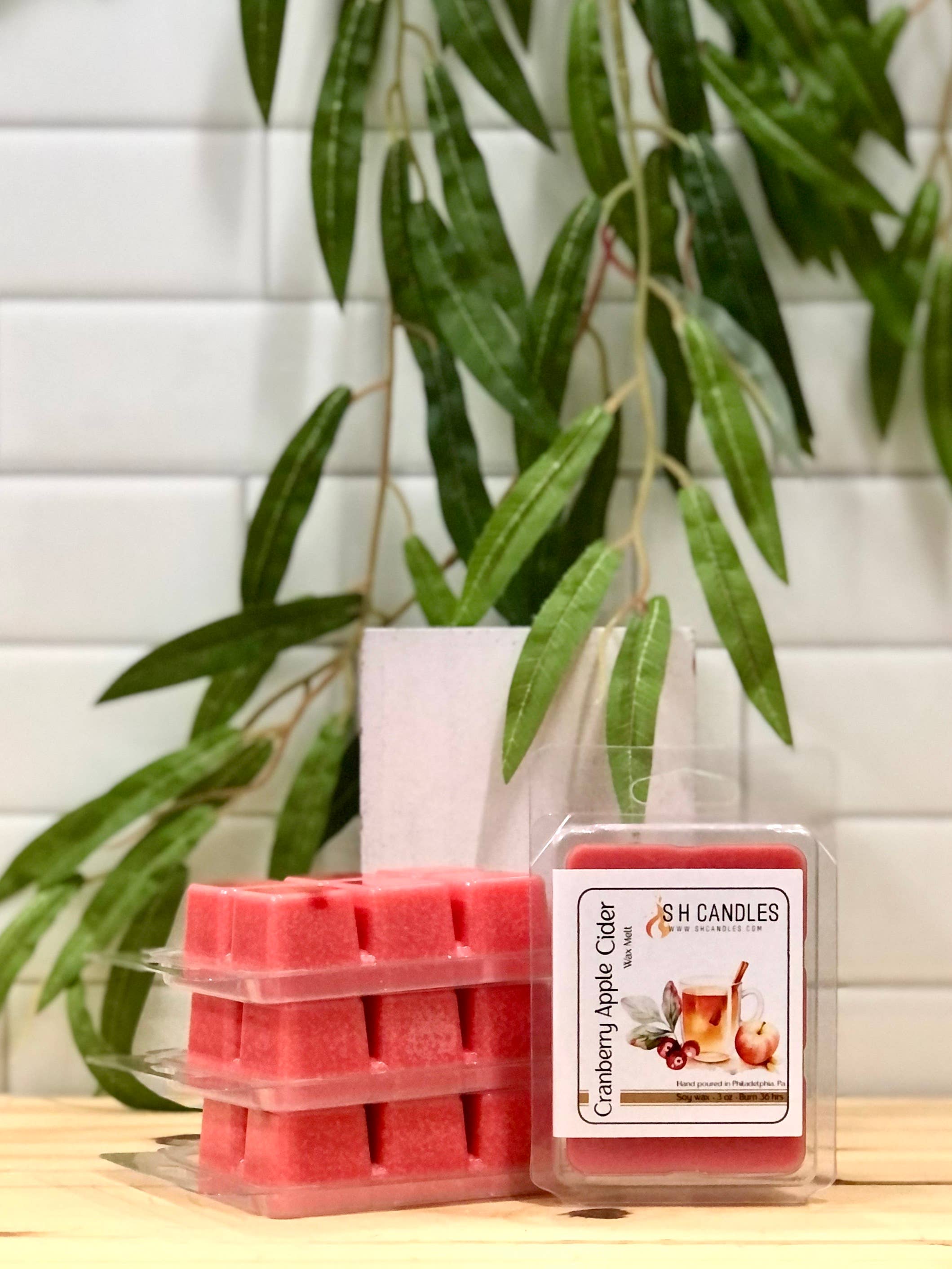 S H Candles - Wholesale Wax Melt - Cranberry Apple Cider Soy Candle Collection0