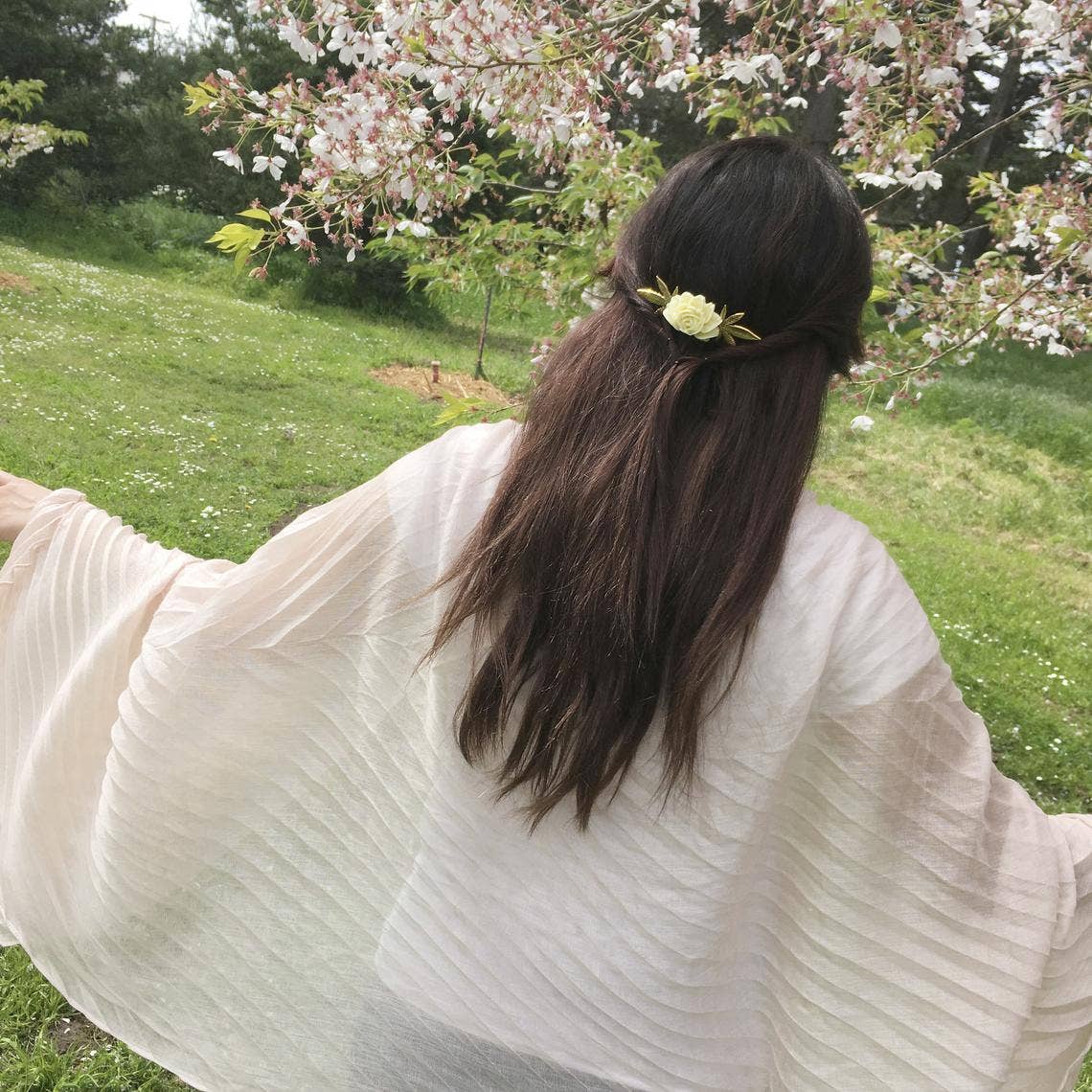 Smokies Toke Couture - Wholesale Hair Clip - Women's - Cabbage Rose Weed Comb - Gold and Ivory - cannabis2