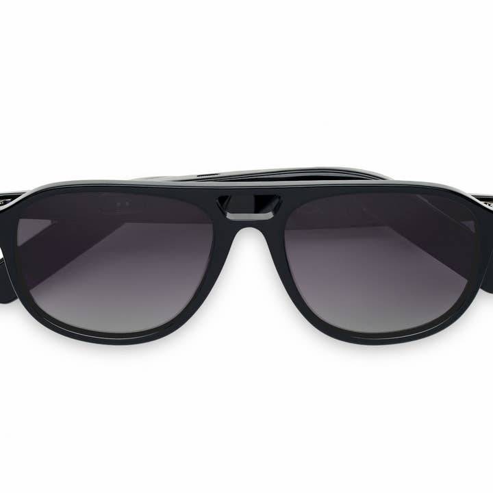 Comandante per la vendita all'ingrosso da parte di Lucyd