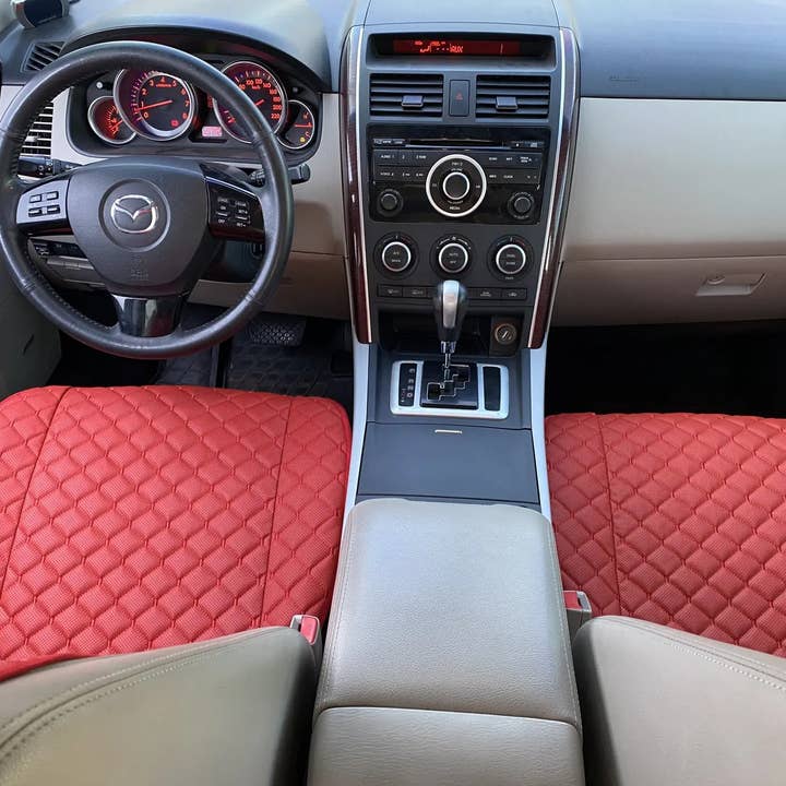 Vorderwagenset Bezüge aus perforiertem Öko-Leder, Rot für den Großhandel von OriginalDesign