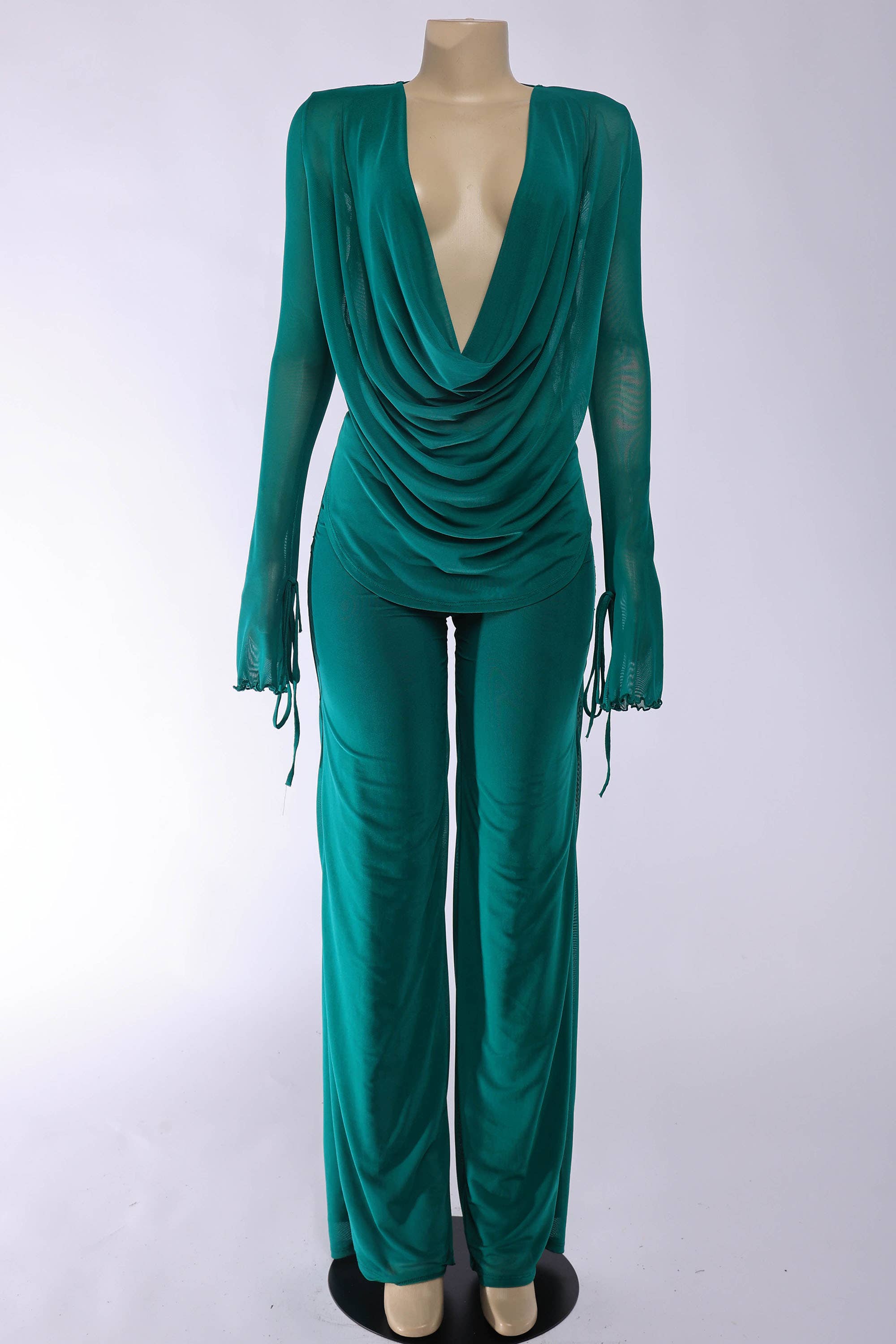 K Too - Wholesale Set met top en broek (GEEN Loungewear) - Dames - Top met coltrui en lange mouwen & set met wijde broekspijpen16