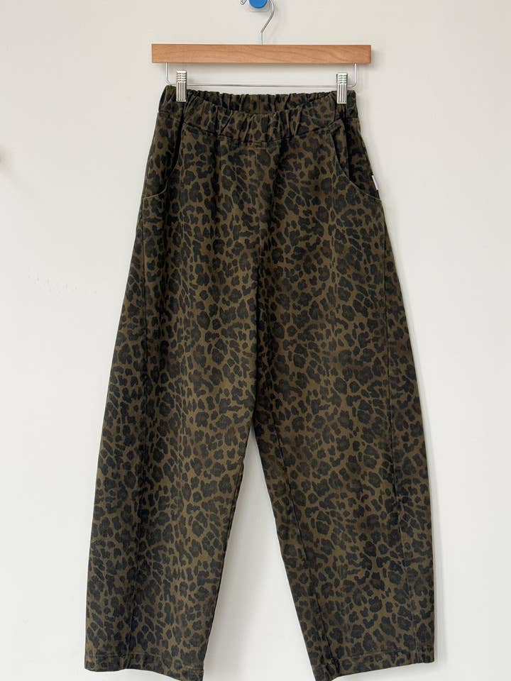 Le Bon Shoppe - Wholesale Pants – Women's - Arc Pants (2S-2M-1L-1XL)29