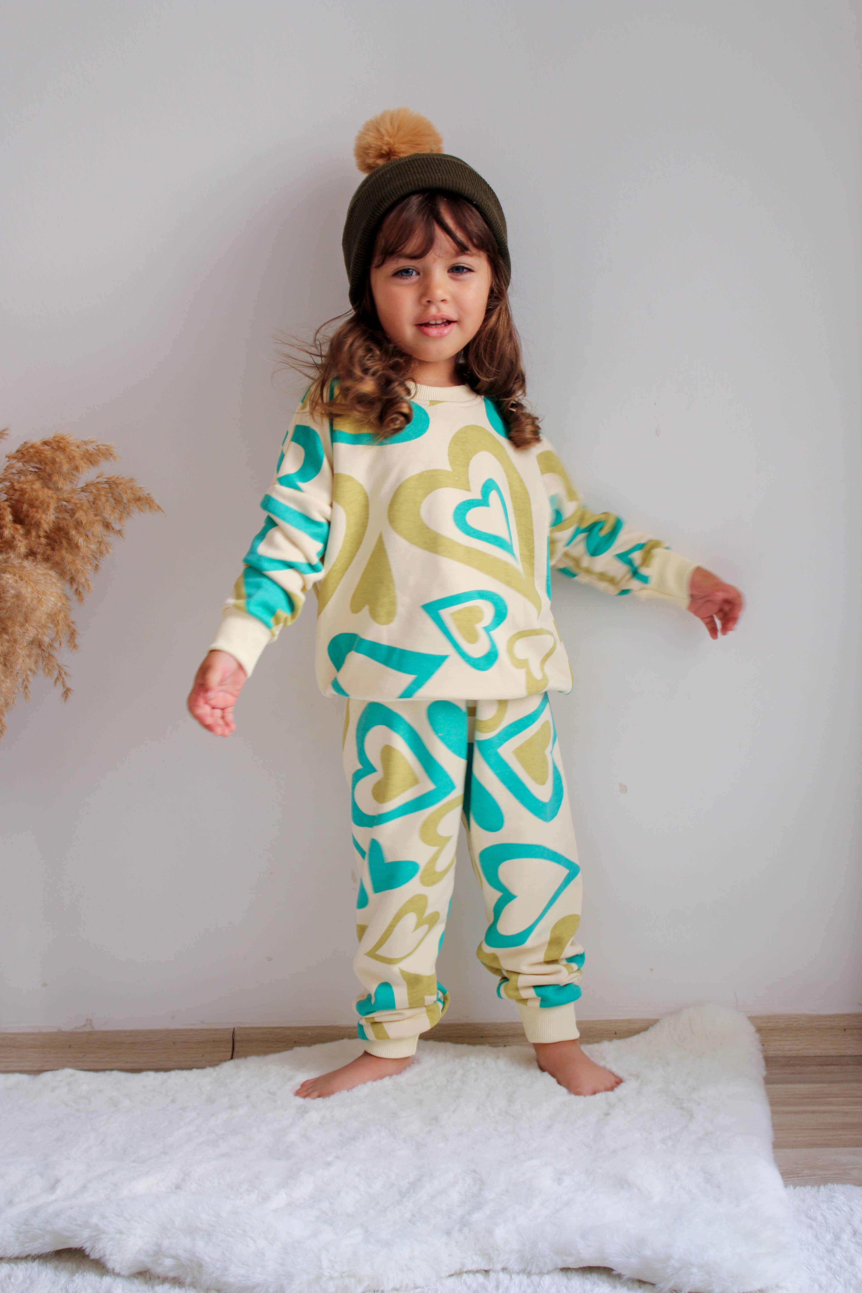 Camel Single Pom Pom Baby/Kid's Green Beanie Hat, 0 to 8 Years for wholesale on Faire2