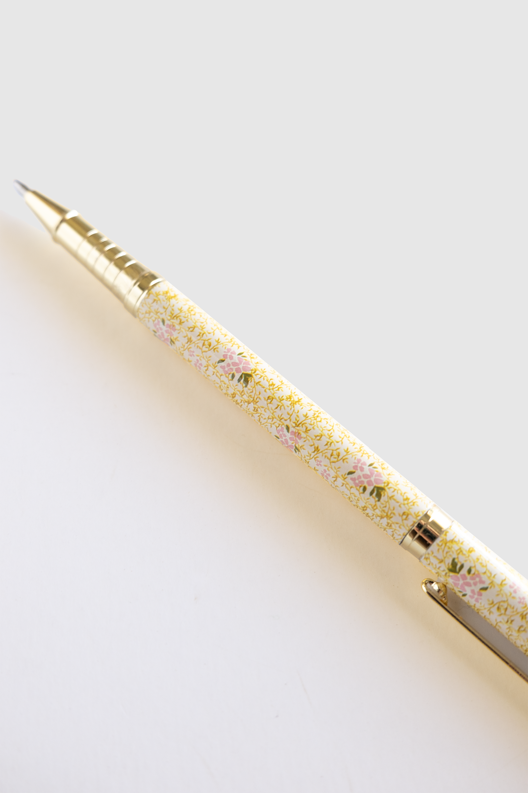 Pen + Pillar - Wholesale Pen - Floral Metal Ballpoint Pen - Refillable, Gold | Vine+Bloom1