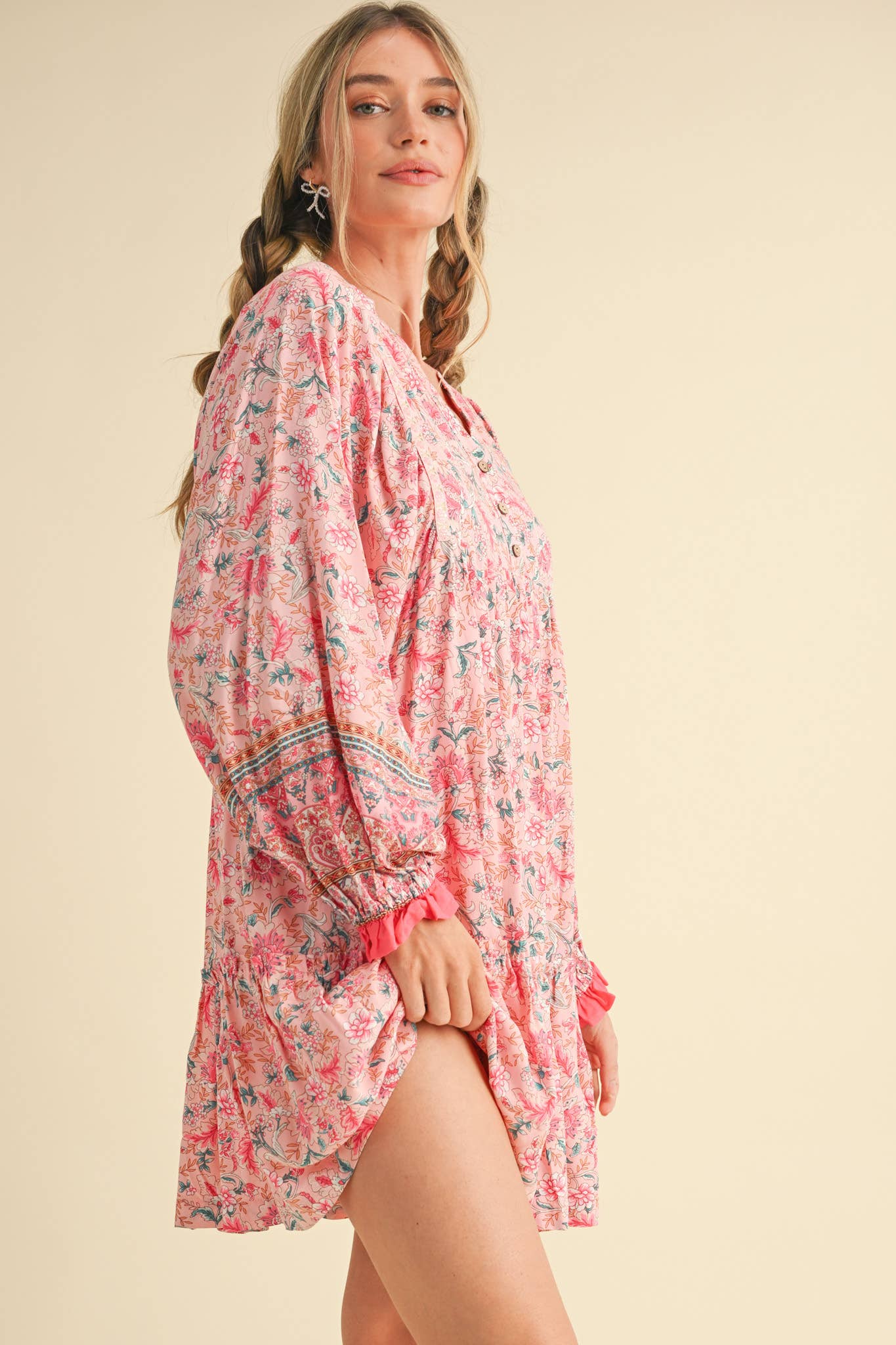 &MERCI - Wholesale Dress - Women's - EXCLUSIVE PRINT PUFF SLEEVE TIERED BABYDOLL DRESS MDR349026