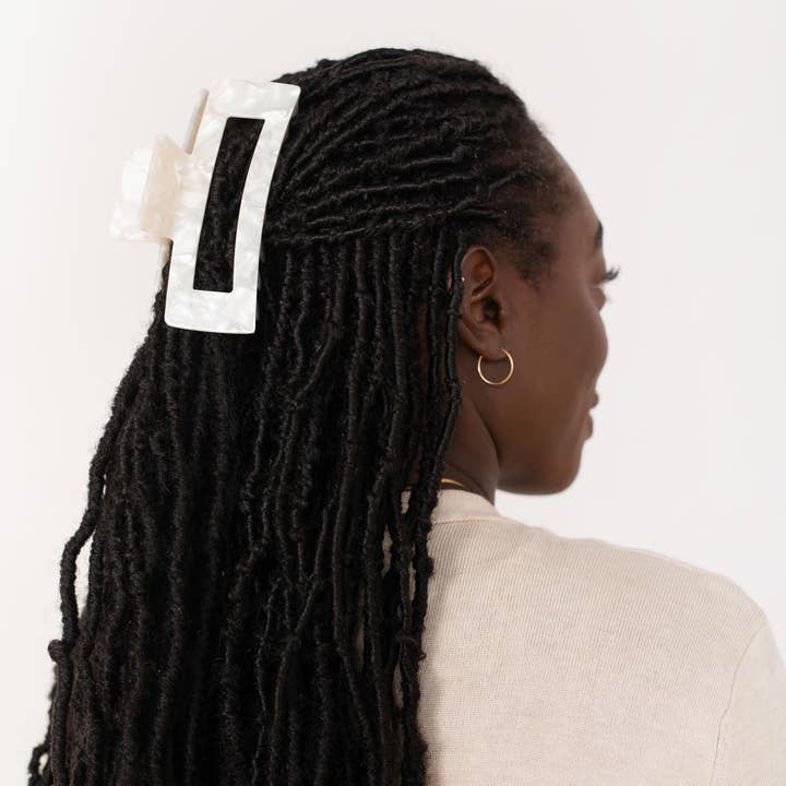 Flirty Pineapple - Wholesale Hair Clip - Women's - Claw Clips