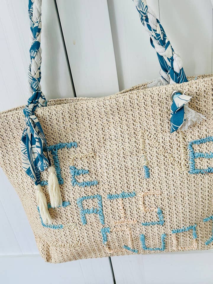 The Beach Bag with That Certain Something - Baby Blue for wholesale by Aerial Clothing sRQ