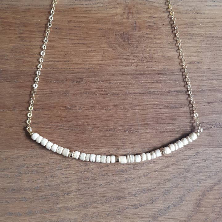 Woody necklace for wholesale by C'cedille