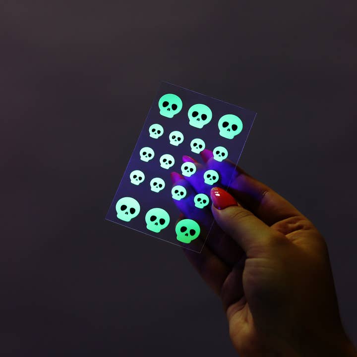 My Spa Life - Wholesale Acne/Hydrocolloid Patch - Glow in the Dark Skulls Halloween Pimple Patches