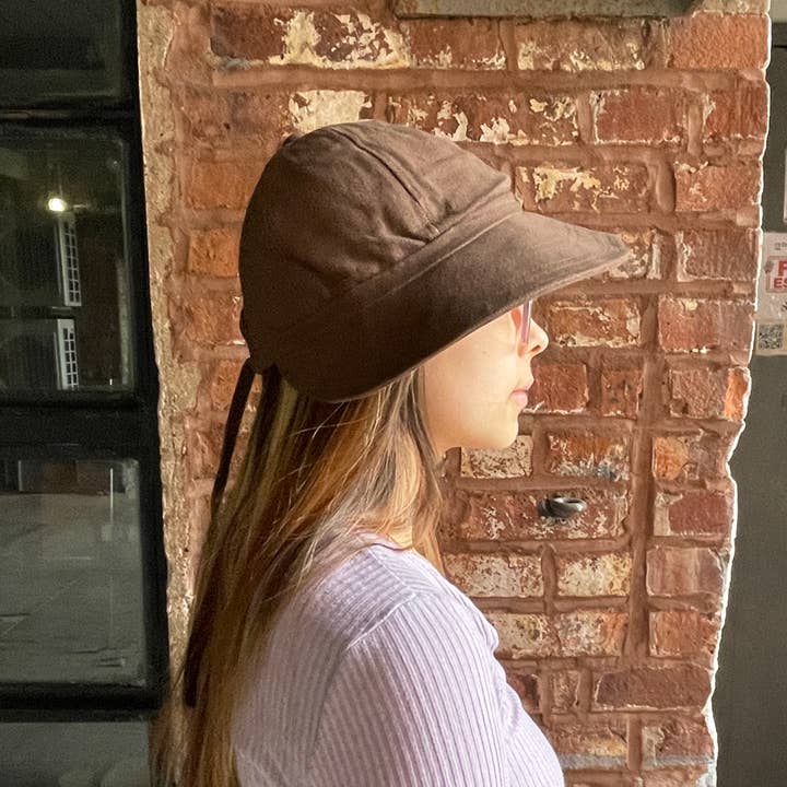 Chapeau Visor Bonnet Dora – Protection Solaire Chic et Ludique pour la vente par Rainbow Unicorn Birthday Surprise