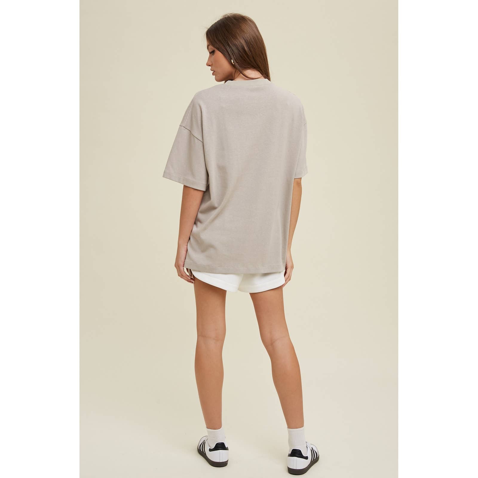 Apolline – Engroshandel T-shirt – til kvinder – OVERSIZE KÆRESTE BOMULDS-T-SHIRT MED LOMME9