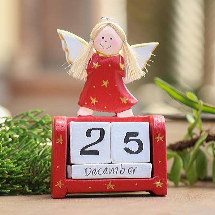 Calendrier perpétuel Novica Angel Time en bois rouge fait main pour la vente par NOVICA