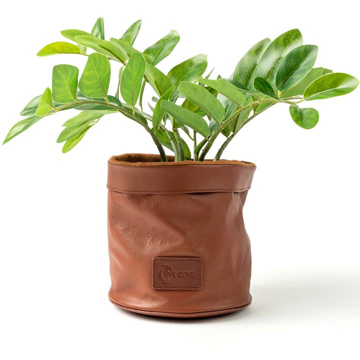 Ivy Cove - Wholesale Plant Pot - Driftwood Leather Planter