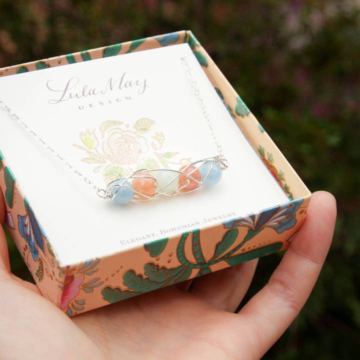 Lula May Design - Vendita all'ingrosso Collana con ciondolo/pendaglio - Collana Peace and Joy | Cristalli per alleviare l'ansia