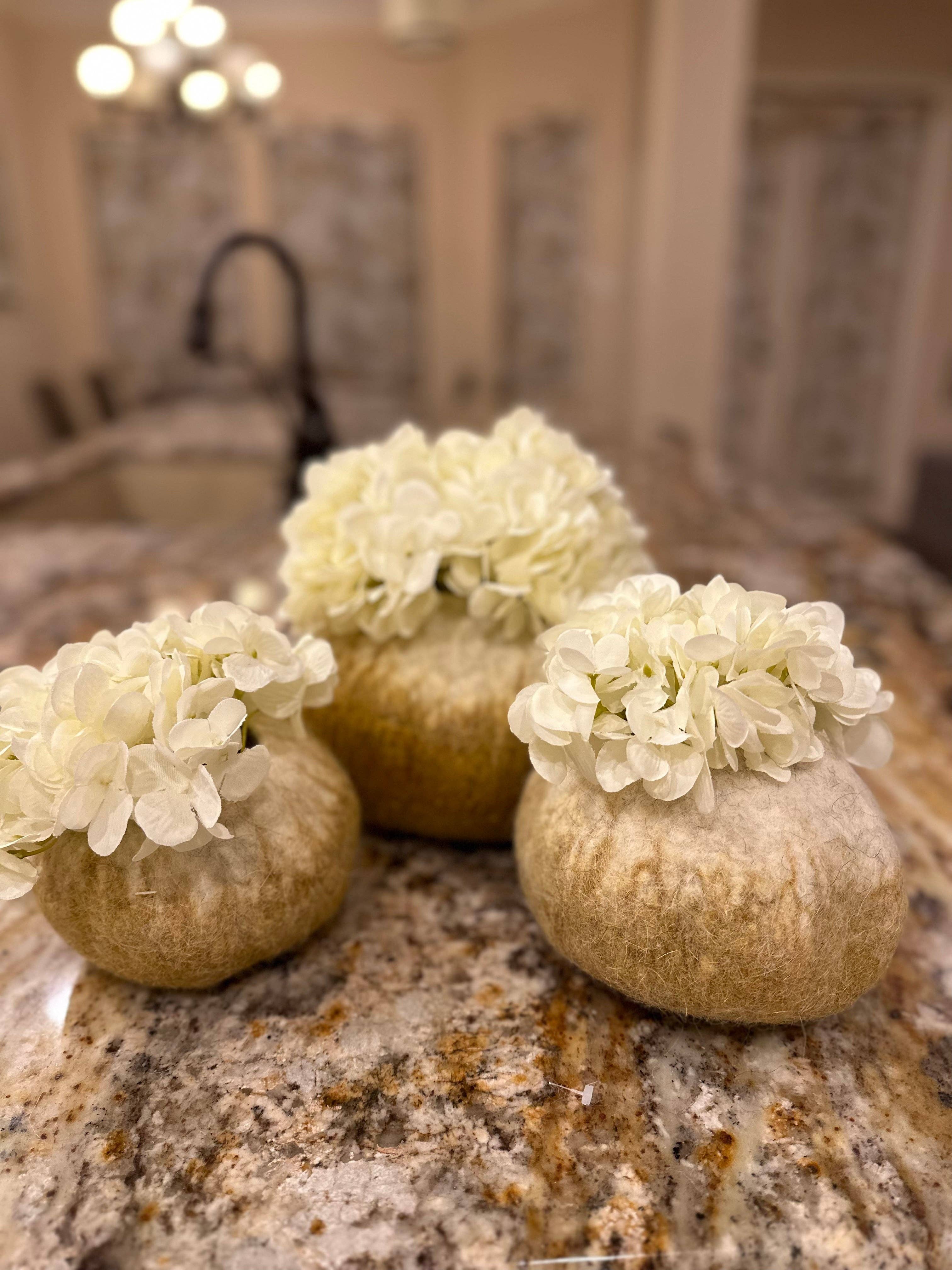 The African Home Goods – Prato/tigela decorativa por atacado – Cesta Ghana Ukhumba Tigela em Lã Feltrada - Eclipse Mostarda2