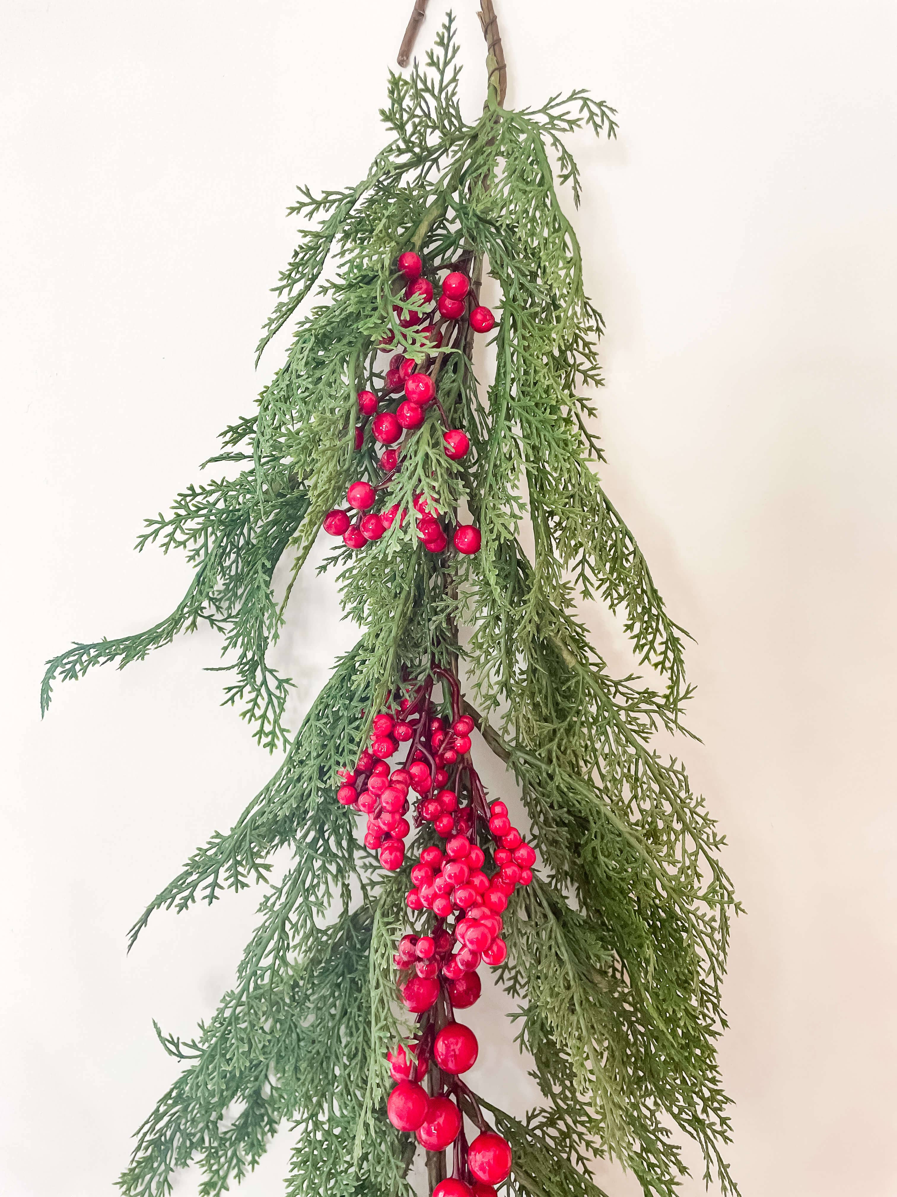Hycroft Home Decor - Wholesale Bunting/Garland - Red Berry Cedar Garland 60" Real Touch2