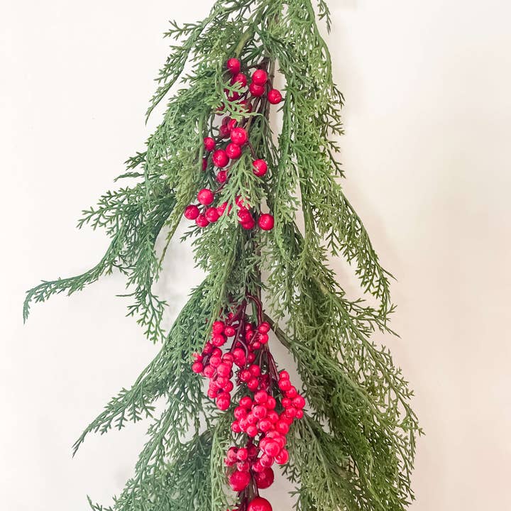 Hycroft Home Decor - Wholesale Bunting/Garland - Red Berry Cedar Garland 60" Real Touch2