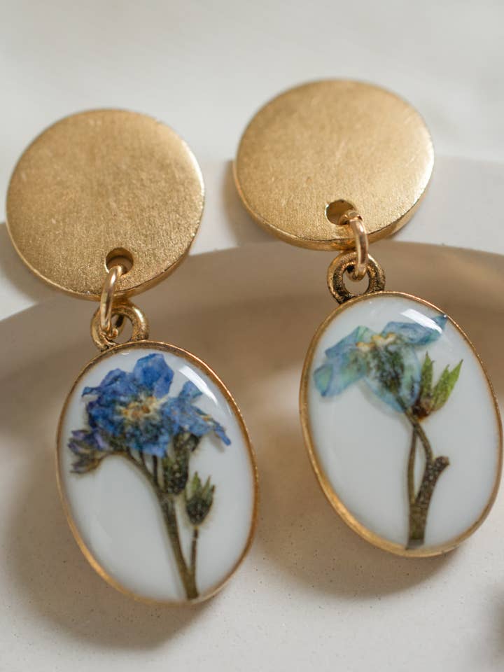 Pendants d'oreilles Oublie-moi pour la vente par Ephemera