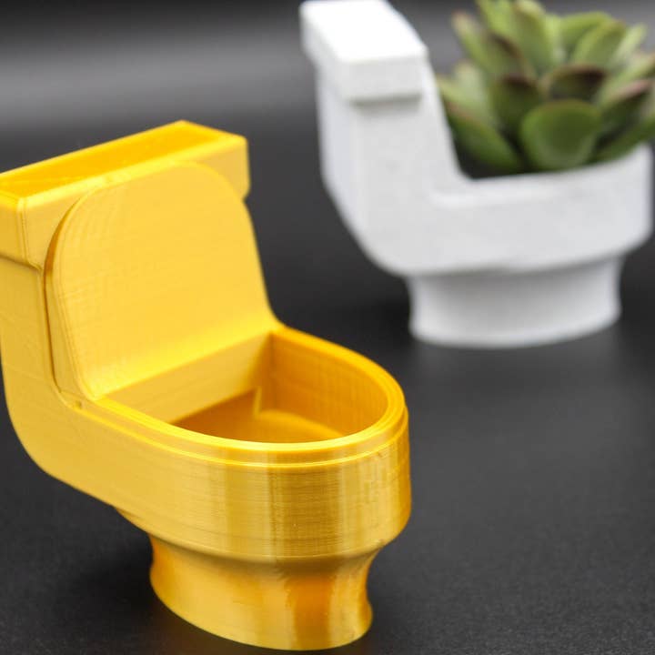 Clever Contraptions - Wholesale Plant Pot - Toilet Succulent Planter | The Pot Pot | The Golden Throne