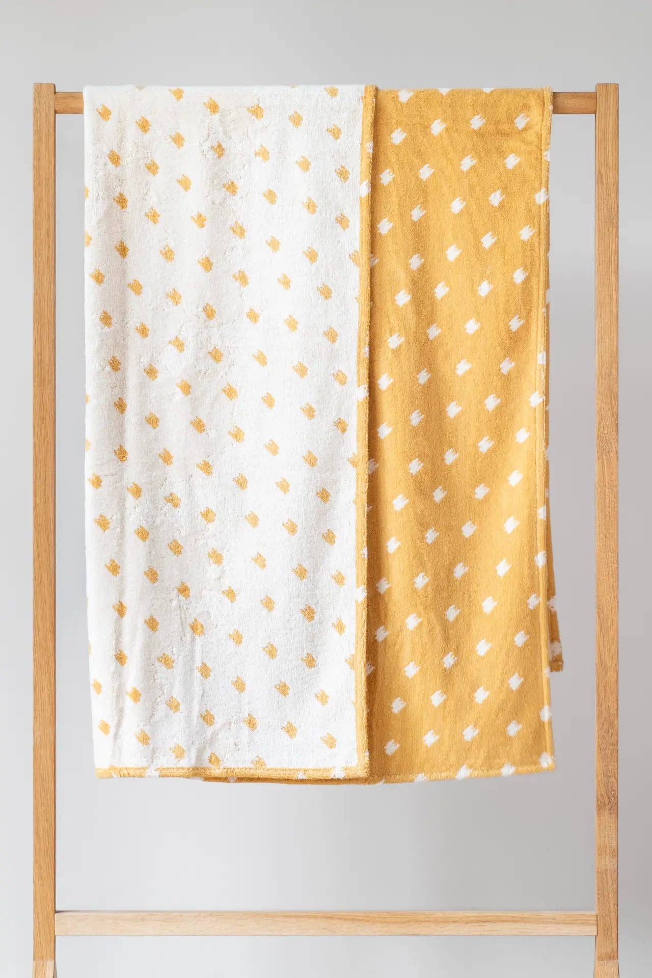 Neunest - Wholesale Beach Towel - jacquard Beach Towel – pied-de-poule – yellow/ white2