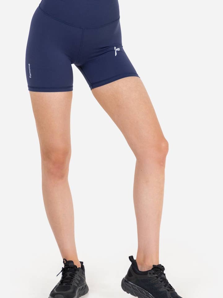 Shorts scrunch por atacado de Famme