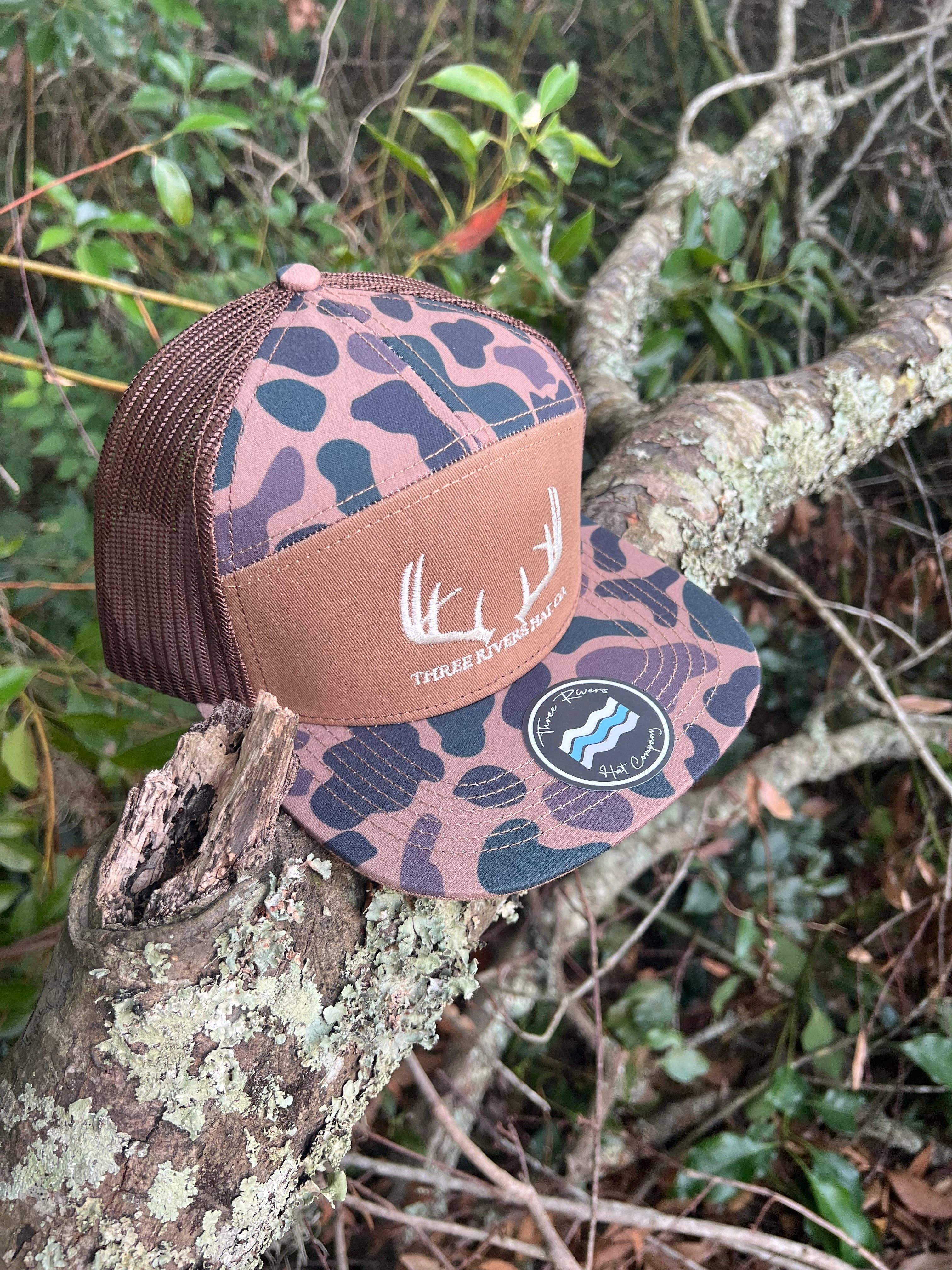 Three Rivers Hat Co. – Engroshandel Trucker hat - Unisex – Klassisk Whitetail Rack - "Old’s Cool" Flatbill Snapback - Lost Hat Co.3