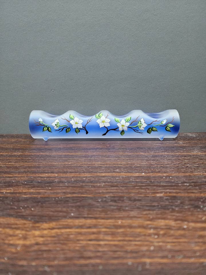 Bleu - Bougeoir quadruple - Style bûche - Fleur de cornouiller pour la vente par Glass by Iness