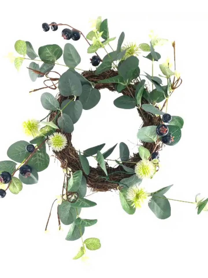 Feuille de vigne d'eucalyptus avec couronne de baies - 13 » pour la vente par Grace company